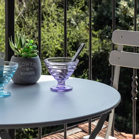 Apartment I Tre Sguardi