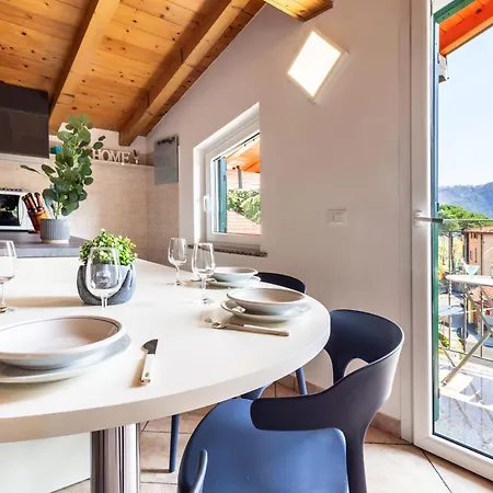 Apartment I Tre Sguardi *